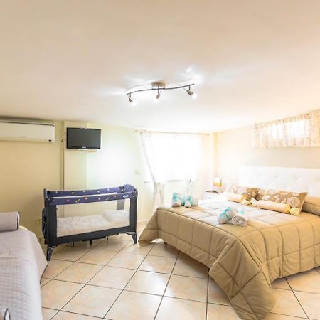 House Da Mary Apartment Caserta Bagian luar foto